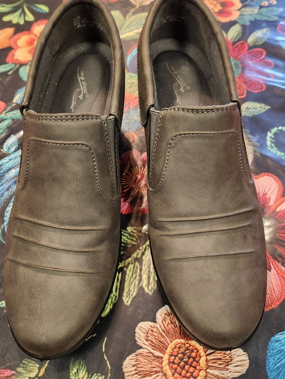 Easy Street Comfort Wave Womans Gray Faux Leather Ankle Boots Size 10M